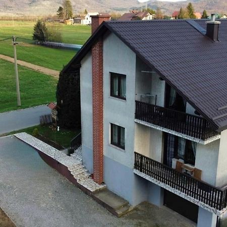 Apartman Patricia Fuzine Exterior photo