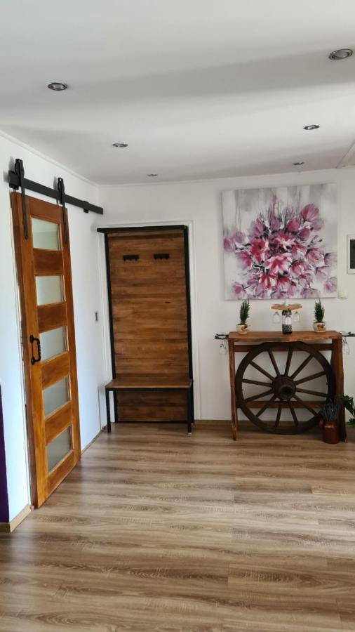 Apartman Patricia Fuzine Exterior photo